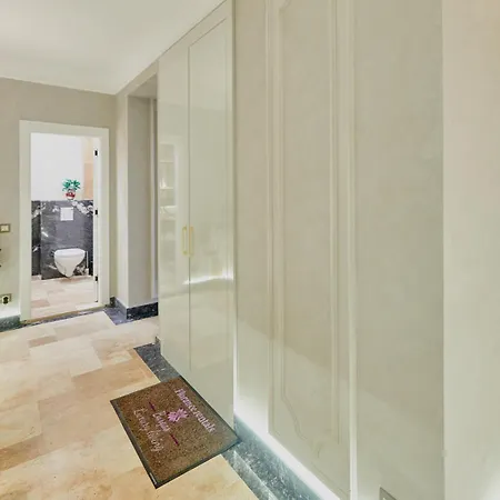 Florance Luxury In Apartment Burgas