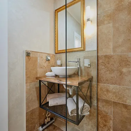 Florance Luxury In